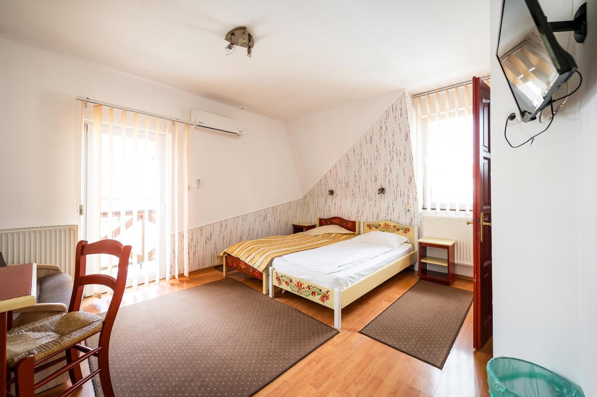 Hotel Sugas Sfântu-Gheorghe Eksteriør billede