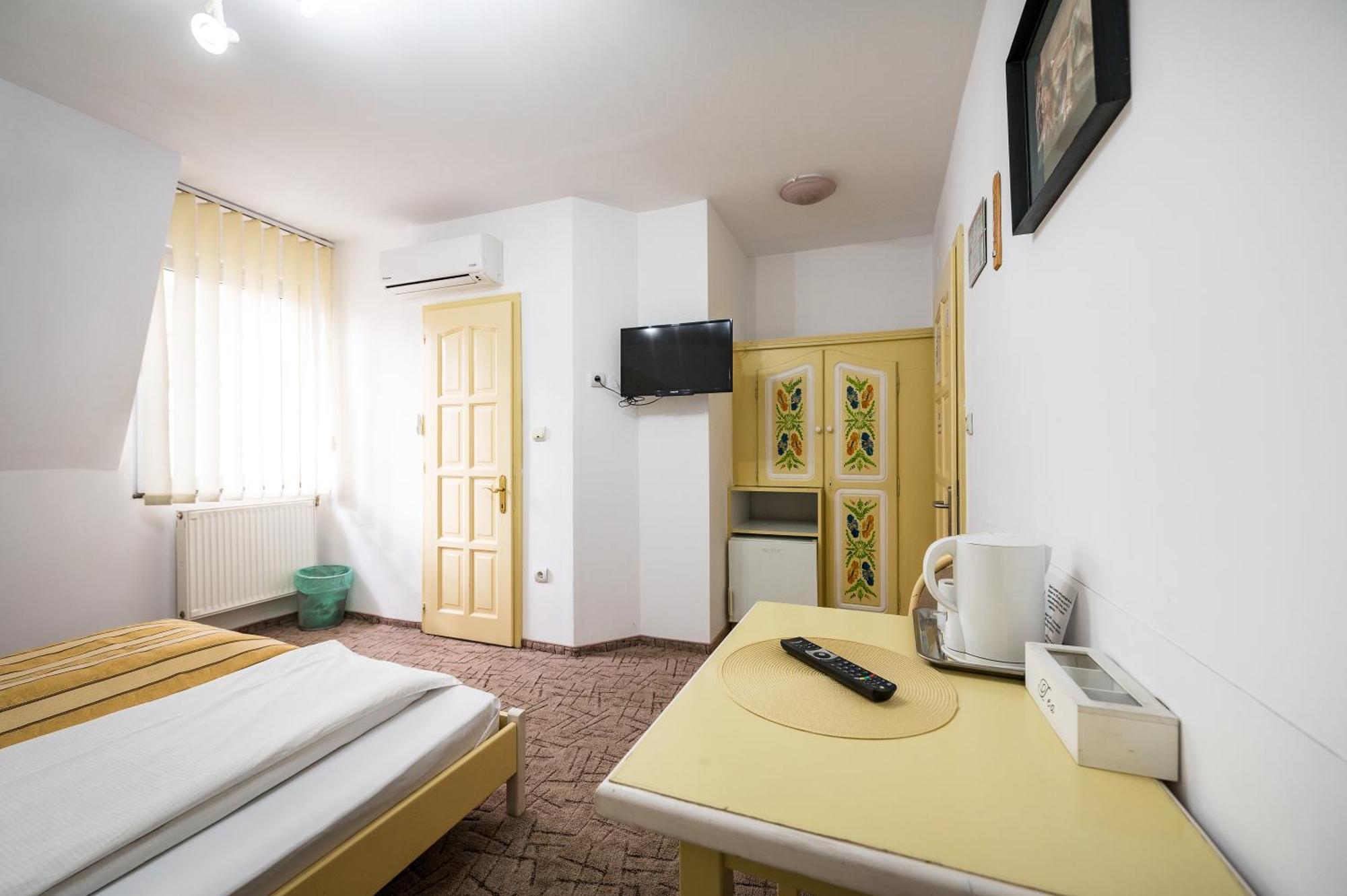 Hotel Sugas Sfântu-Gheorghe Eksteriør billede