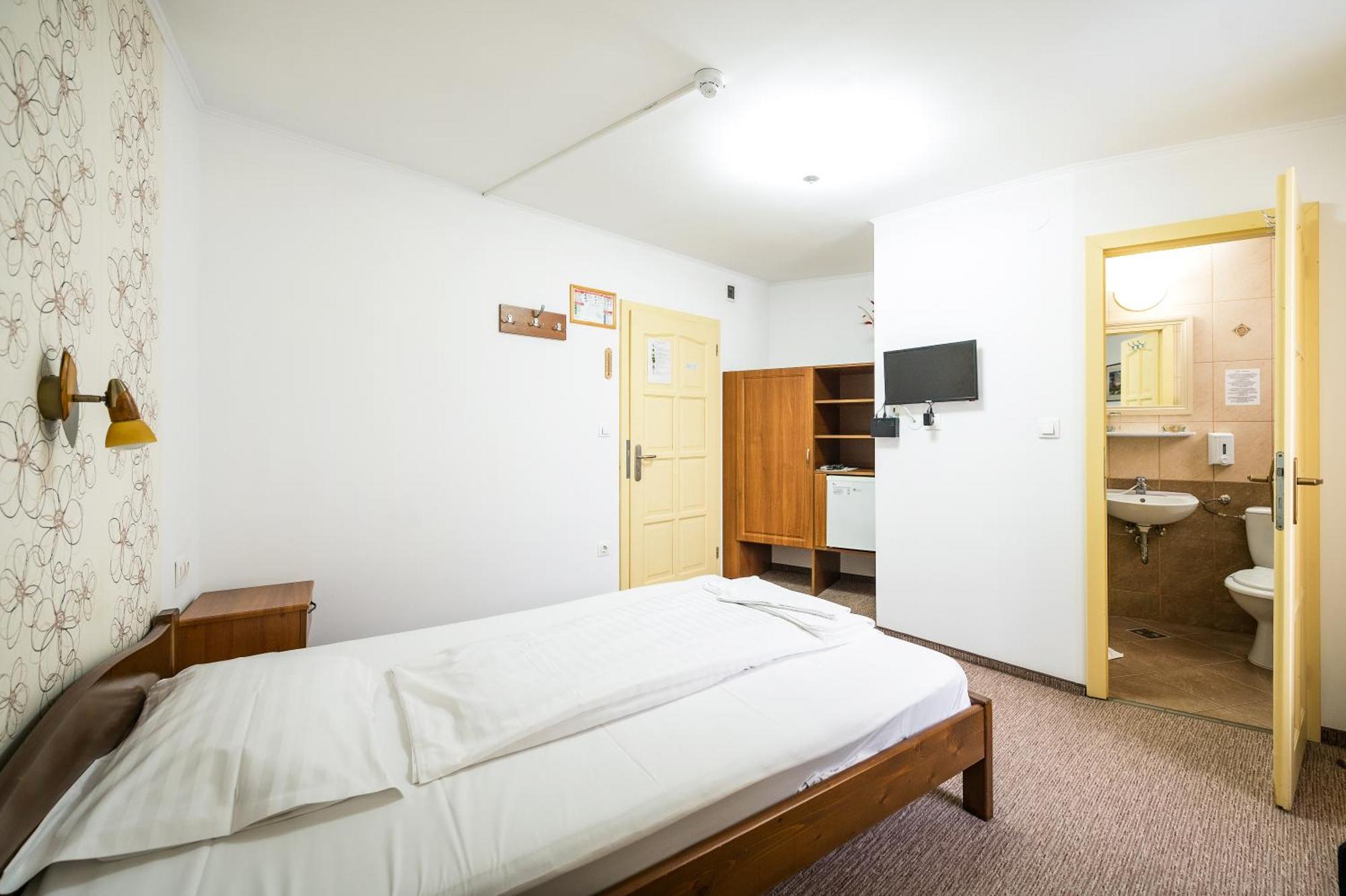 Hotel Sugas Sfântu-Gheorghe Eksteriør billede